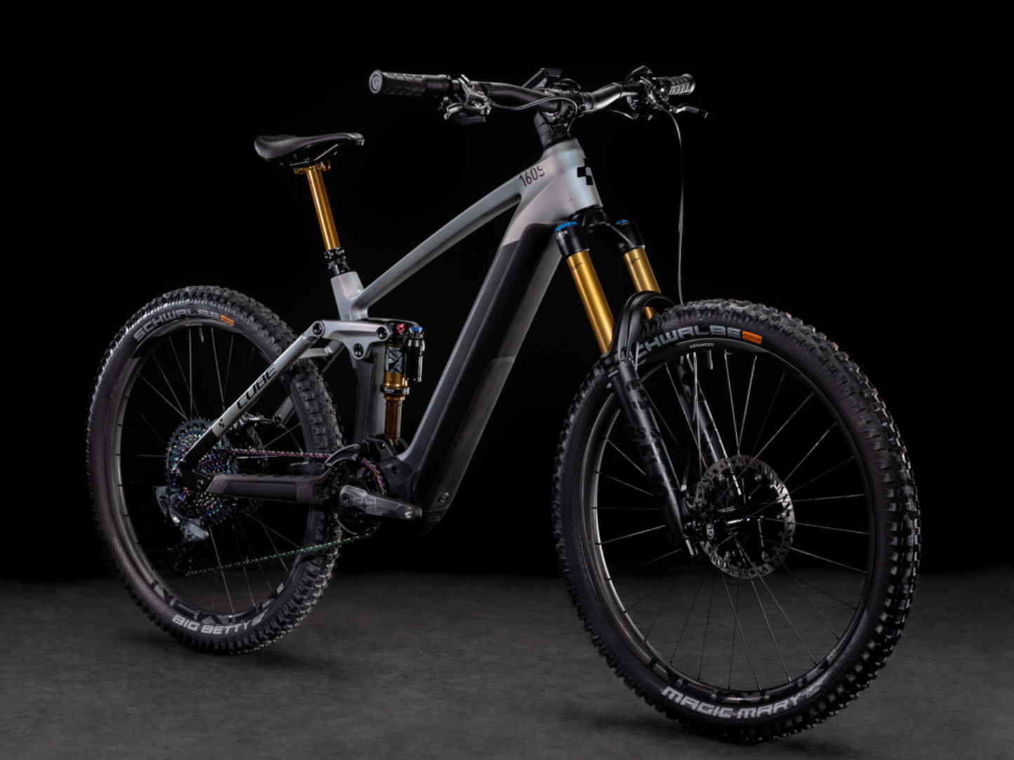 Cube Stereo Hybrid 160 HPC SLT 750 eMTB full Suspension prizmsilver n carbon front right side profile on Fly Rides.jpg